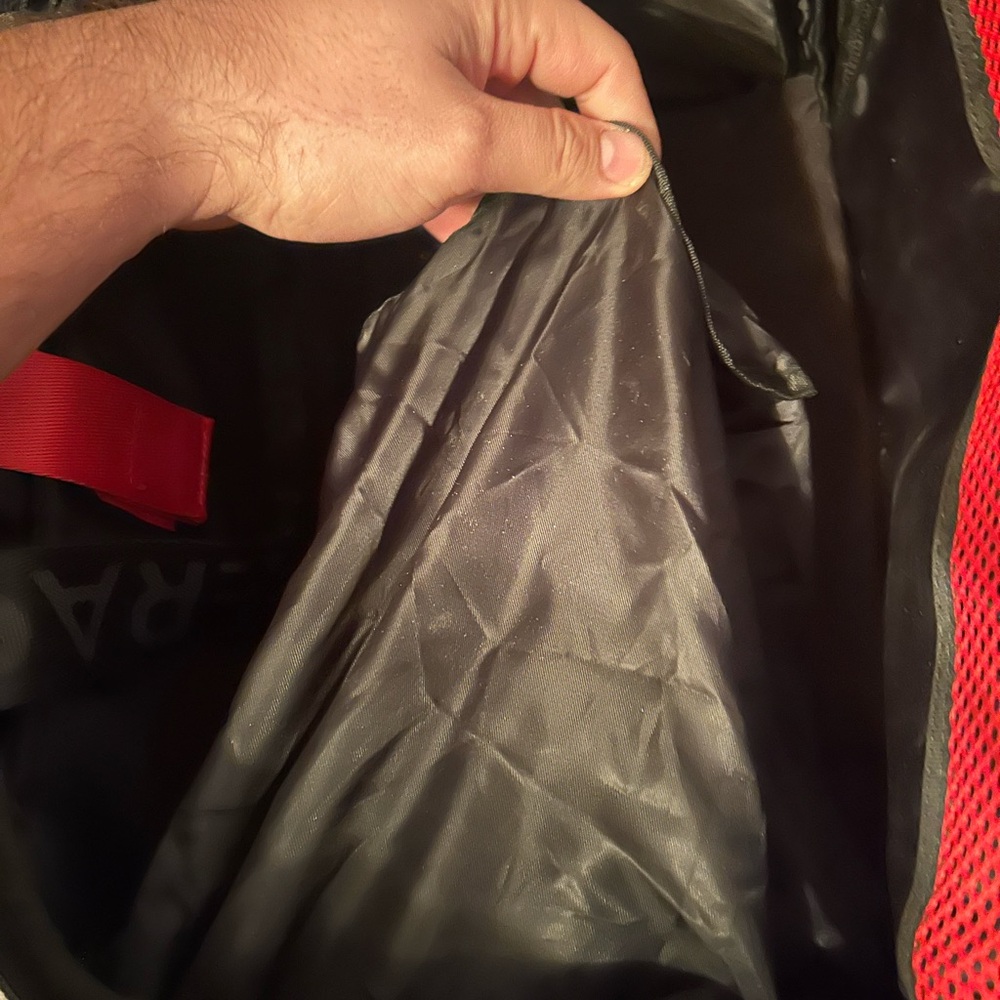 WolfPAK 30L “the ruin” duffle bag - Picture 7 of 9